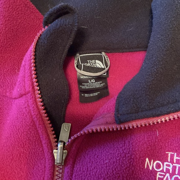 North Face pink fleece jacket - Picture 3 of 4